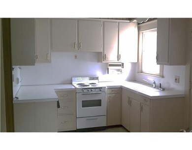 11 Walton St, Westerly, RI 02891 - photo 4