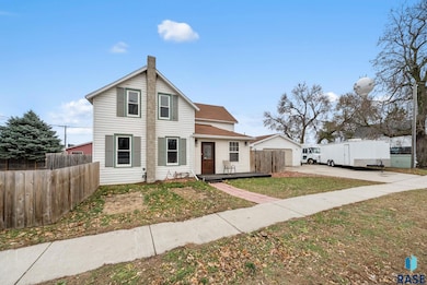 110 S Mary Ave, Tea, SD 57064 - photo 4