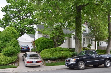 966 Bard Ave, Staten Island, NY 10301 - photo 2