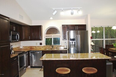 1609 W Evans
