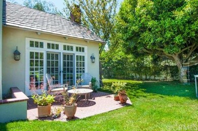 Step outside your living room and enjoy morning co