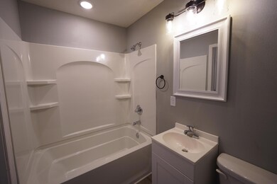 2423 West Walnut - DSC01268