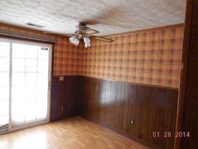 950 Breathitt Ave, Columbus, OH 43207 - photo 7