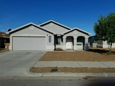 772 Desert Sage Dr, Horizon City, TX 79928 - photo 2
