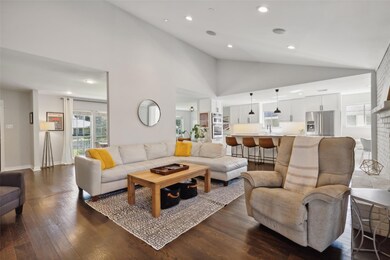 6119 Brandeis Ln, Dallas, TX 75214 - photo 4