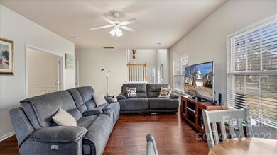 1025 Mountain Laurel Ct, Matthews, NC 28104 - photo 7