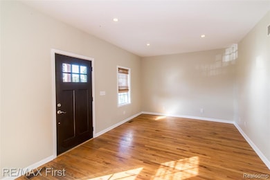 1320 Hartrick Ave, Royal Oak, MI 48067 - photo 4