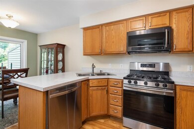 27 Kimball Way, Newmarket, NH 03857 - photo 7