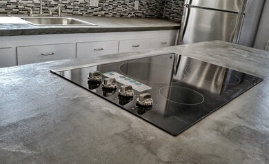 501 Summit St, Fall River, MA 02724 - photo 5