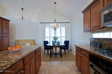05 Kitchen