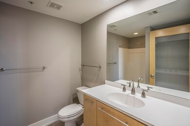 400 Walnut St_11