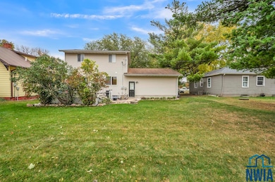 405 8th Ave, Sibley, IA 51249 - photo 3