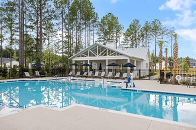 Forest Edge_Pool and Pool House_5