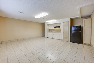 3512 Broadway St unit 1/2, Pearland, TX 77581 - photo 2