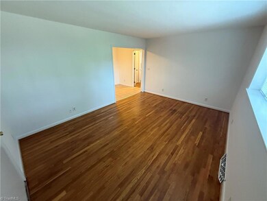 1608 W Northwest Blvd unit D, Winston Salem, NC 27104 - photo 4