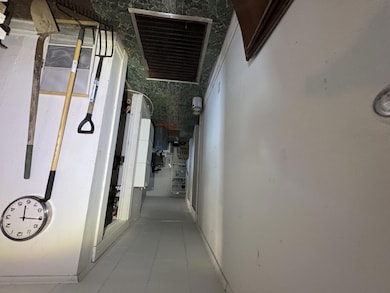 110 3rd Ave, Clendenin, WV 25045 - photo 3