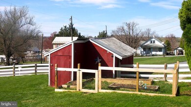 301 E Thomas St, Union Bridge, MD 21791 - photo 7