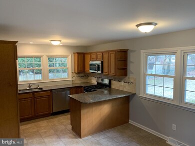 438 E Center St, Clayton, NJ 08312 - photo 5
