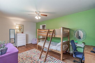 333 Lawana Dr, Bedford, TX 76022 - photo 5