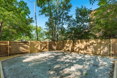 R - Oak St 010-2