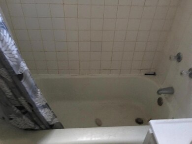 2208 Ferris Rd, Columbus, OH 43224 - photo 7