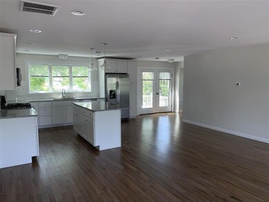 9 Clifford St, Exeter, NH 03833 - photo 3