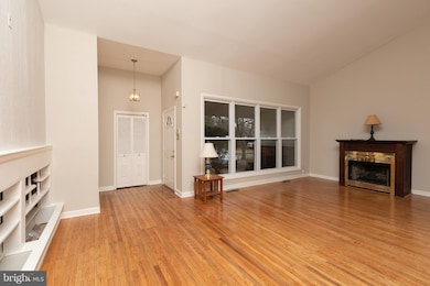 8008 Cobden Rd, Glenside, PA 19038 - photo 3