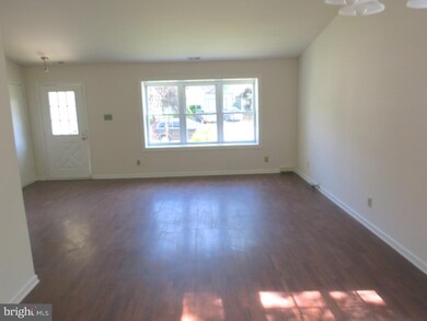 49 Woodvale Dr, Atco, NJ 08004 - photo 3