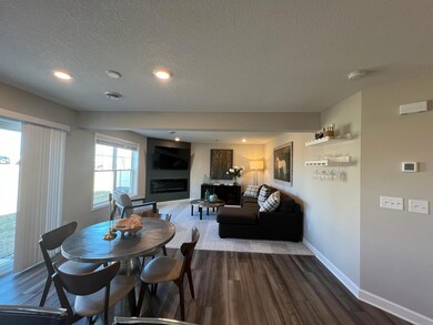 PHOTO-2024-04-18-19-29-43 24.jpg