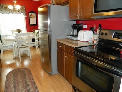 1525 E Thacker St unit 2B, Des Plaines, IL 60016 - photo 4