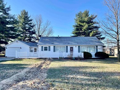 216 E Dustman Rd, Bluffton, IN 46714 - photo 2