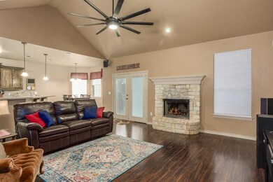 225 Center Point Rd, Weatherford, TX 76087 - photo 4