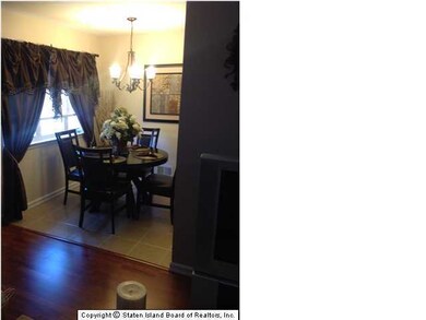 72 Ashley Ln, Staten Island, NY 10309 - photo 6