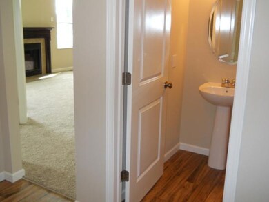 109 Mannaseh Dr E unit 27, Granville, OH 43023 - photo 4