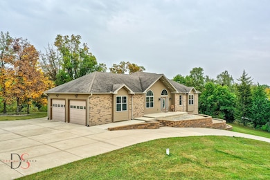 2834 E 2525th Rd, Marseilles, IL 61341 - photo 3