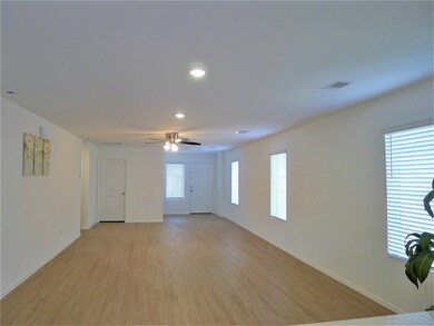 17822 Pemswood Dr, Hockley, TX 77447 - photo 4