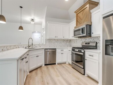 527 Hackberry Ln, Washington, OK 73093 - photo 7