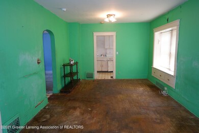 Living/dining room