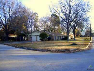 312 Dartmouth Dr, Tyler, TX 75701 - photo 3