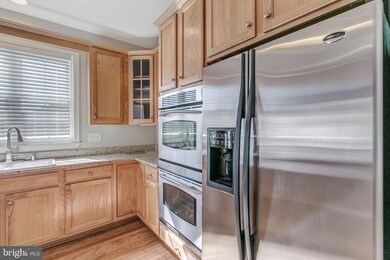 2072 Powells Landing Cir, Woodbridge, VA 22191 - photo 4