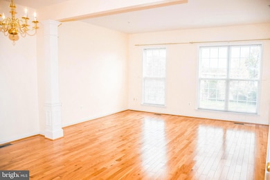 1600 White Oak Vista Dr, Silver Spring, MD 20904 - photo 4