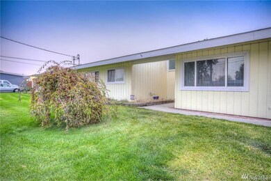 9022 Mcconnell Dr unit B, Moses Lake, WA 98837 - photo 3