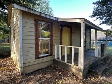 906 Wilde St, Denison, TX 75020 - photo 3