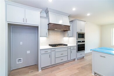 459 Casella St, Tontitown, AR 72762 - photo 5