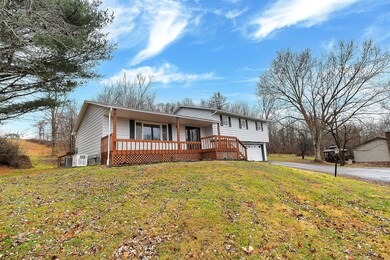 338 Deer Trail Dr, Thornville, OH 43076 - photo 2