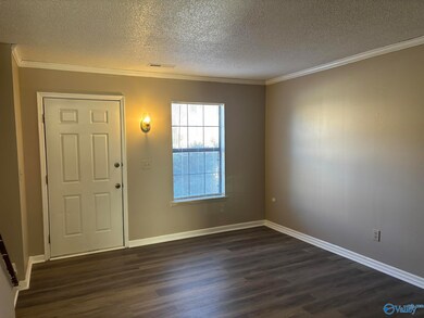 2607 Wynterhall Rd SE unit D, Huntsville, AL 35803 - photo 4