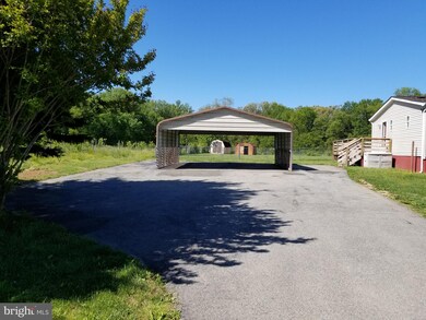 36849 Dannys Ln, Chaptico, MD 20621 - photo 6