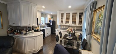 Plenty of space for a table to dine in