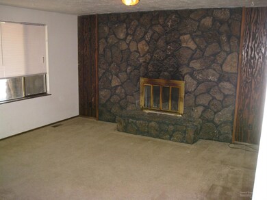 unlisted-address, Bend, OR 97702 - photo 4