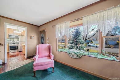 45 Huron St, Port Jefferson Station, NY 11776 - photo 4